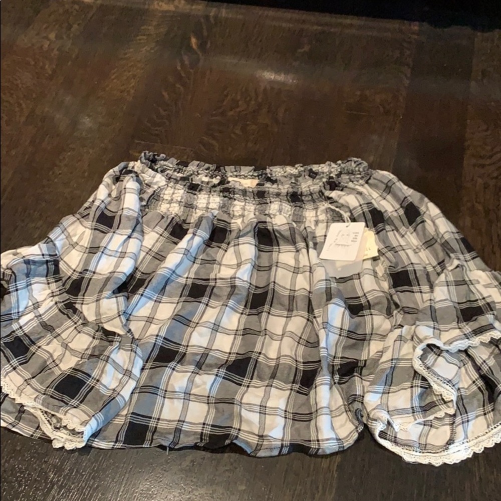 Off the shoulder flowy plaid top